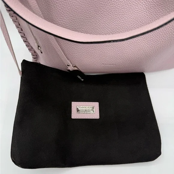 Woman's Elegant Business Leather Shoulder Pink Bag - Crafted by Ripani - Picture 9 of 16